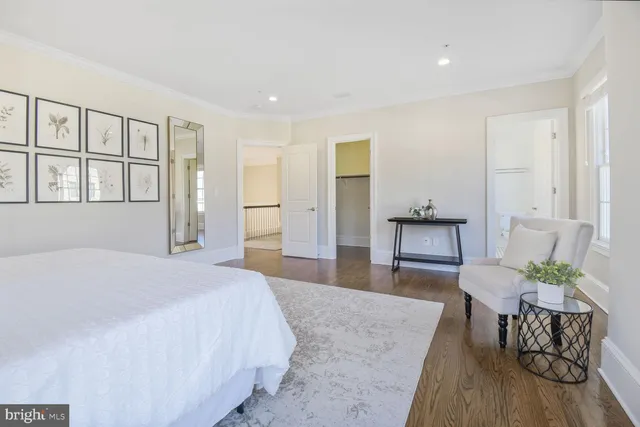 $4,950,000 | 1935 Foxview Circle Northwest, Washington, DC 20007