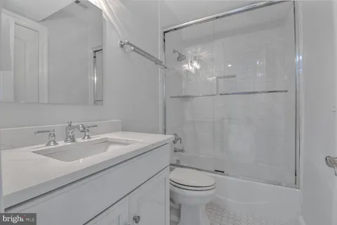 $4,950,000 | 1935 Foxview Circle Northwest, Washington, DC 20007