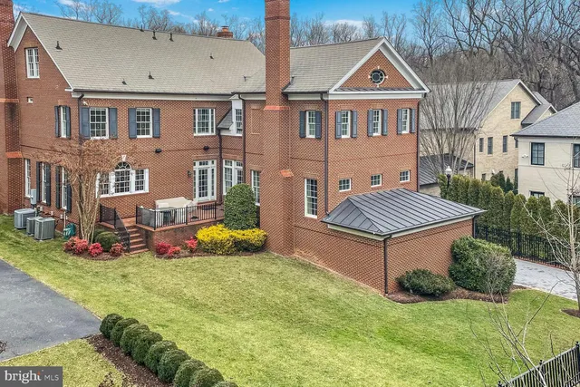 $4,950,000 | 1935 Foxview Circle Northwest, Washington, DC 20007