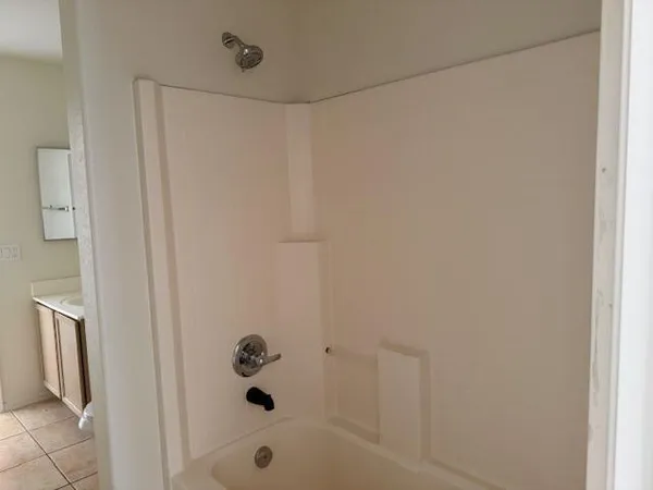 $2,050 | 9427 West Ironwood Drive, Peoria, AZ 85345