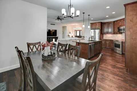 $760,000 | 825 Richard, Waunakee, WI 53597