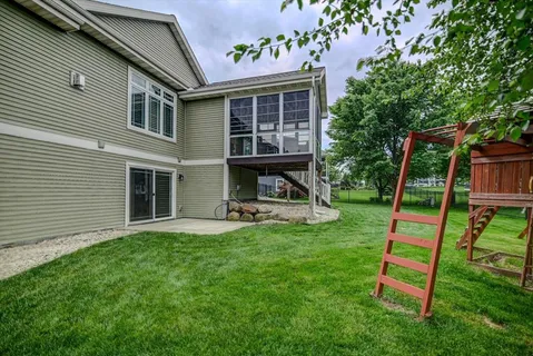 $760,000 | 825 Richard, Waunakee, WI 53597