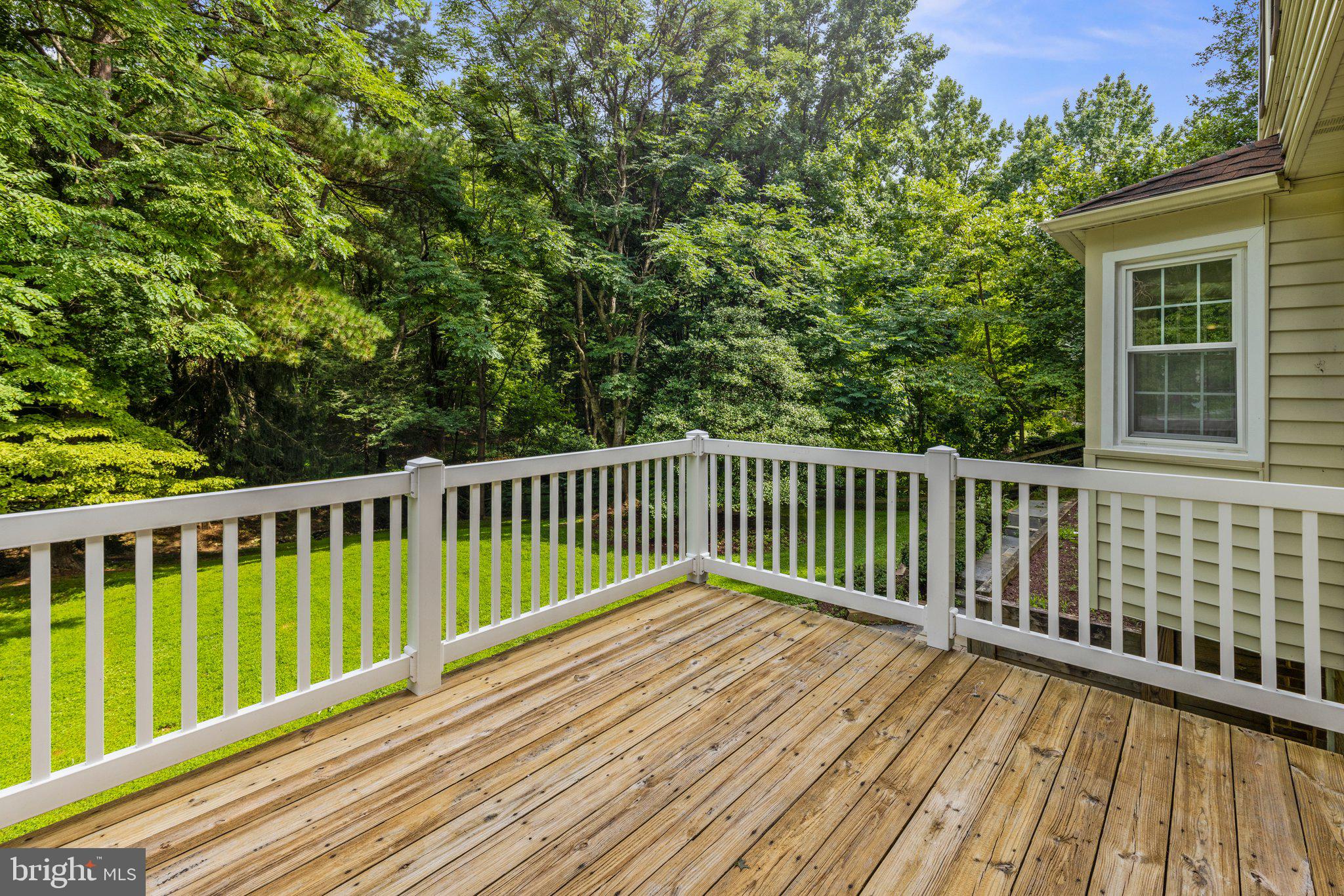 14201 Sturtevant Road Silver Spring, MD 20905 - Photo 17 of 53 Deck