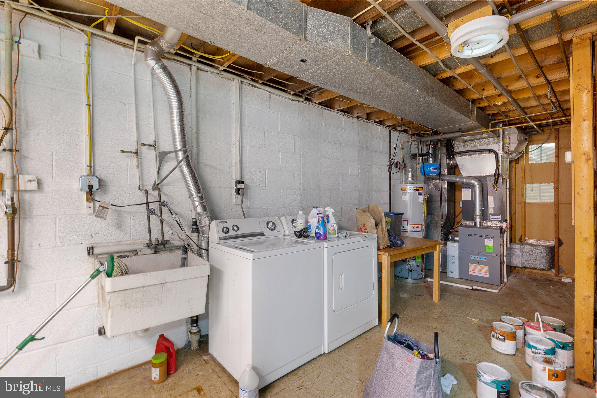 14201 Sturtevant Road Silver Spring, MD 20905 - Photo 52 of 53 Laundry room