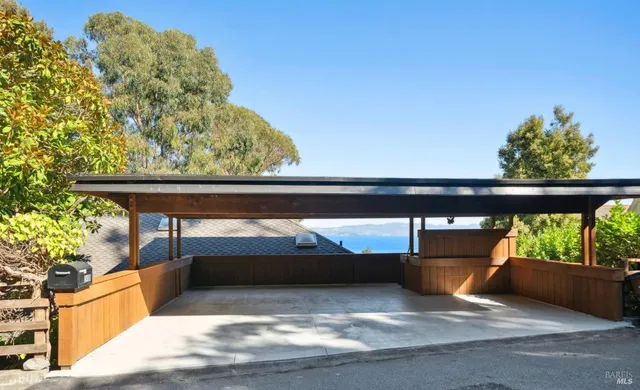 $3,295,000 | 2490 Spanish Trail Road, Tiburon, CA 94920