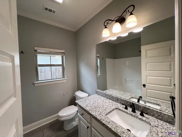 $1,950 | 27943 Meadow Hill Lane, Denham Springs, LA 70726