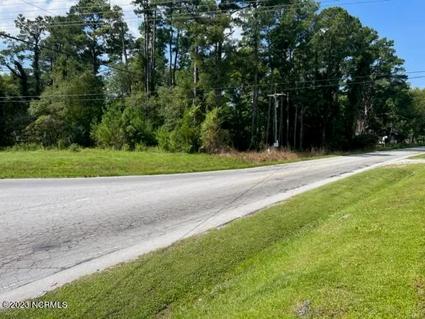 $275,000 | 108 Sand Ridge Road, Hubert, NC 28539