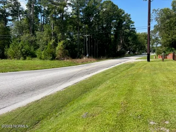 $275,000 | 108 Sand Ridge Road, Hubert, NC 28539