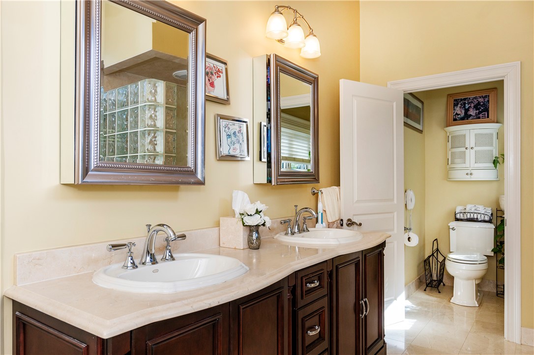 71 Crestwood Road Warwick, RI 02886 - Photo 17 of 50