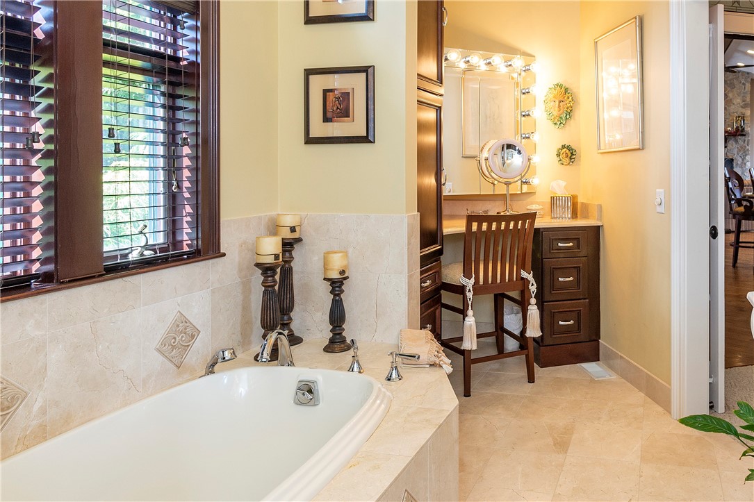 71 Crestwood Road Warwick, RI 02886 - Photo 20 of 50