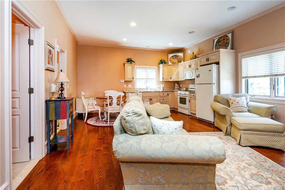 71 Crestwood Road Warwick, RI 02886 - Photo 29 of 50