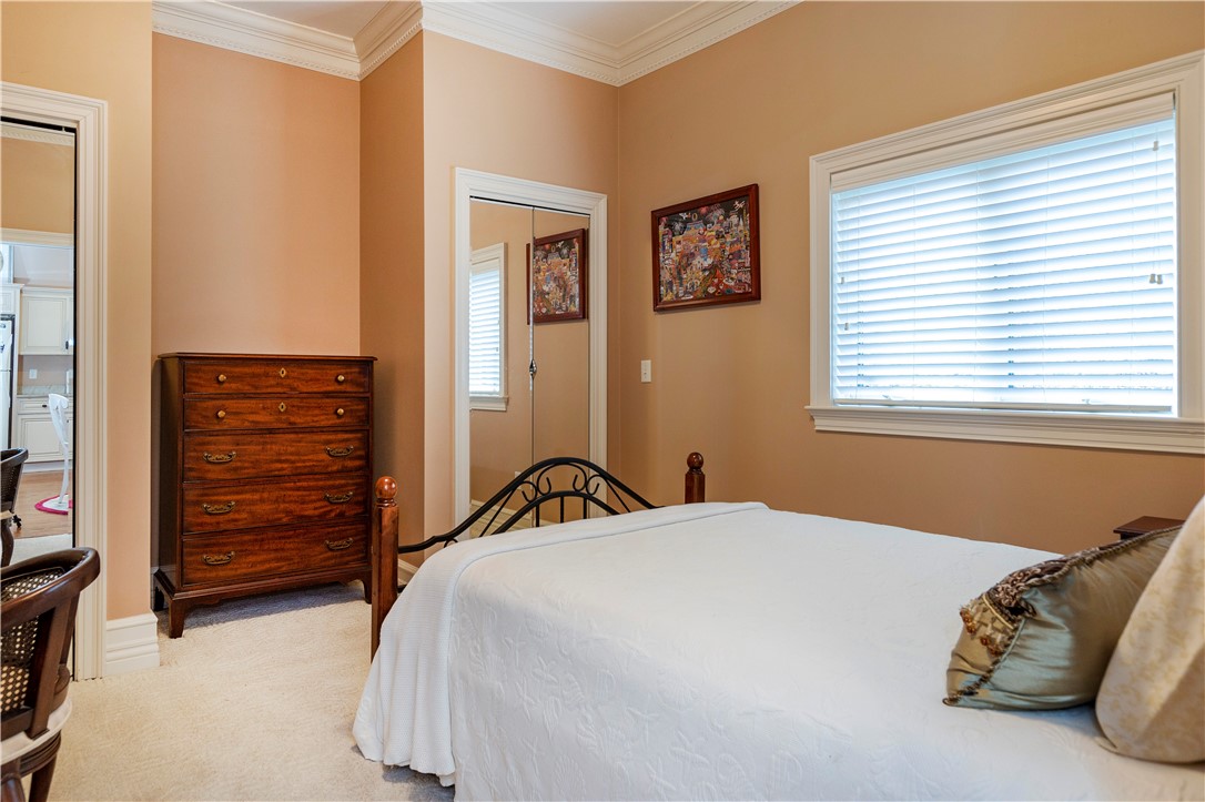 71 Crestwood Road Warwick, RI 02886 - Photo 32 of 50