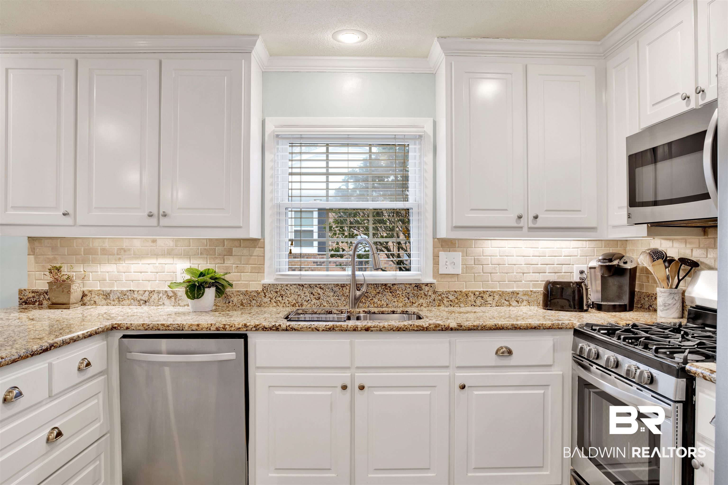 4159 Spring Valley Drive South Mobile, AL 36693 - Photo 16 of 45
