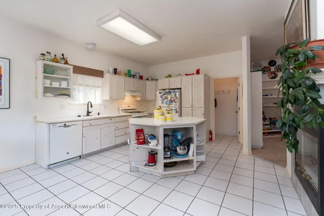 $385,000 | 72 Juniper Lane, Battlement Mesa, CO 81635