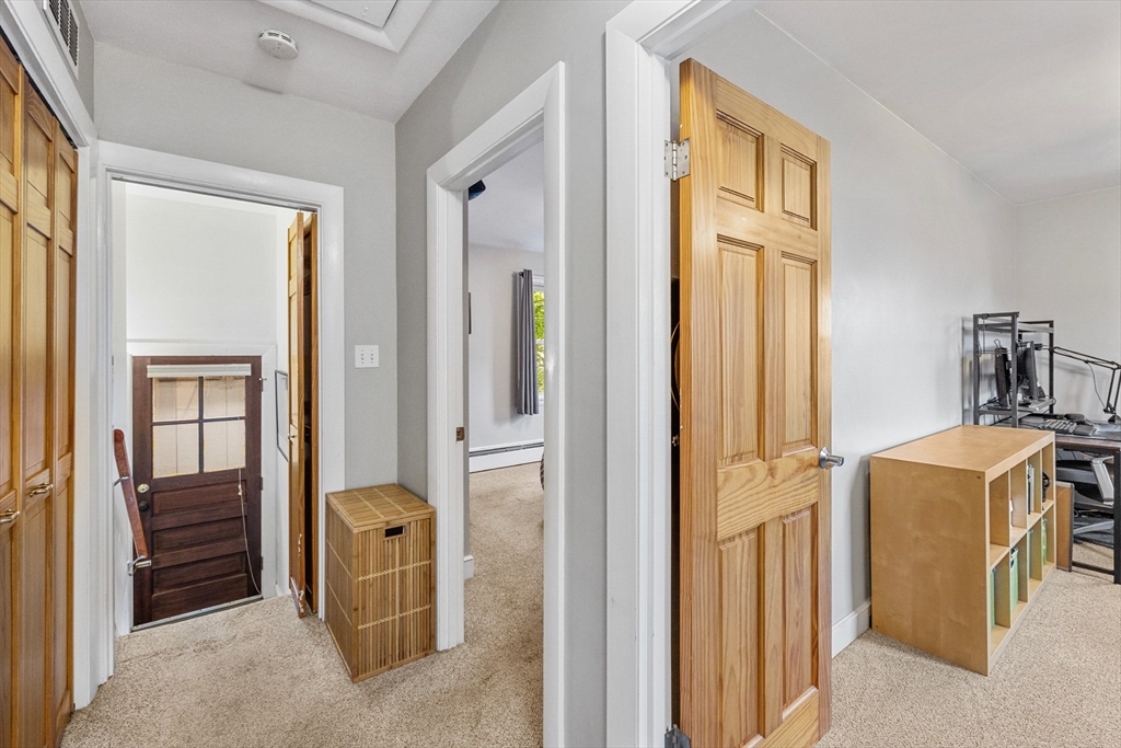 24 Log Cabin Road Lynn, MA 01904 - Photo 18 of 40 Gallery Image 18