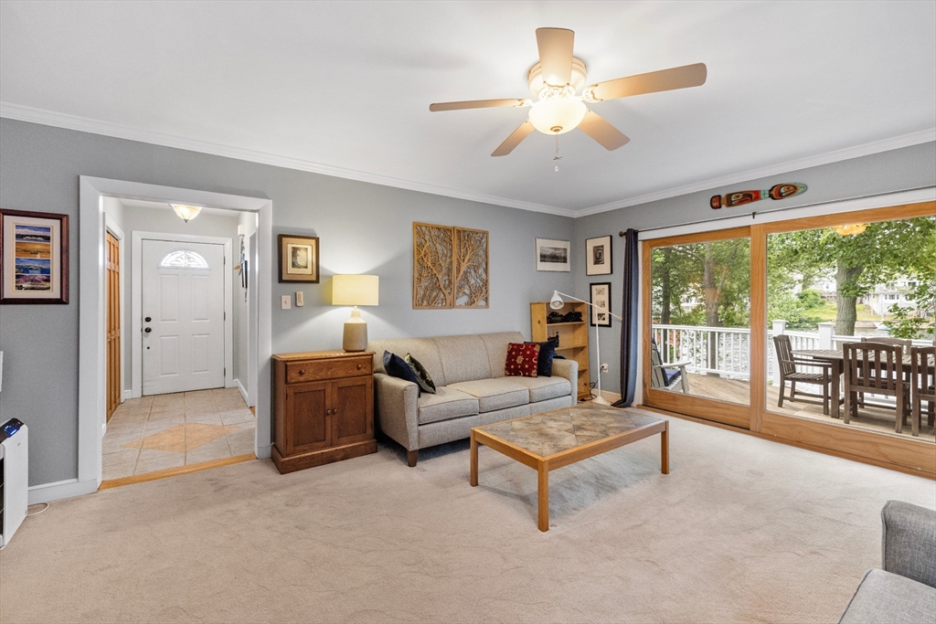 24 Log Cabin Road Lynn, MA 01904 - Photo 4 of 40 Gallery Image 4