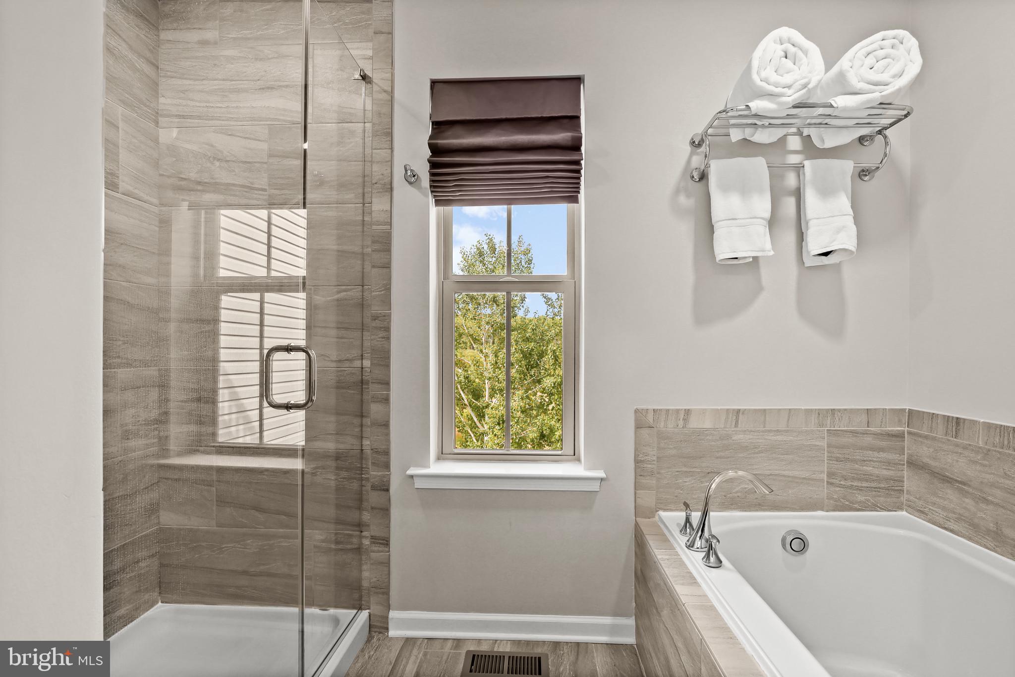 2940 Timberneck Way Hanover, MD 21076 - Photo 23 of 55 Primary Bath