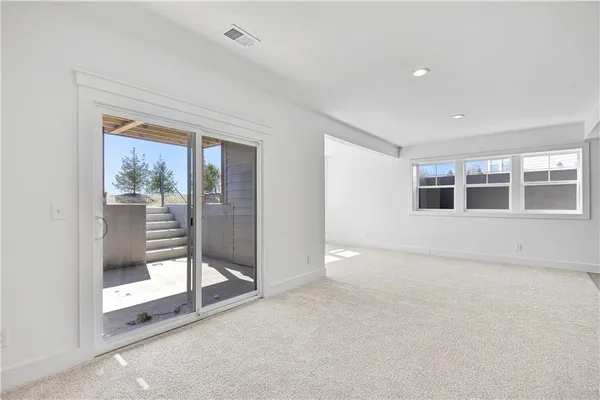 $599,330 | 13481 West 174th Place, Overland Park, KS 66221