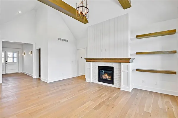 $599,330 | 13481 West 174th Place, Overland Park, KS 66221