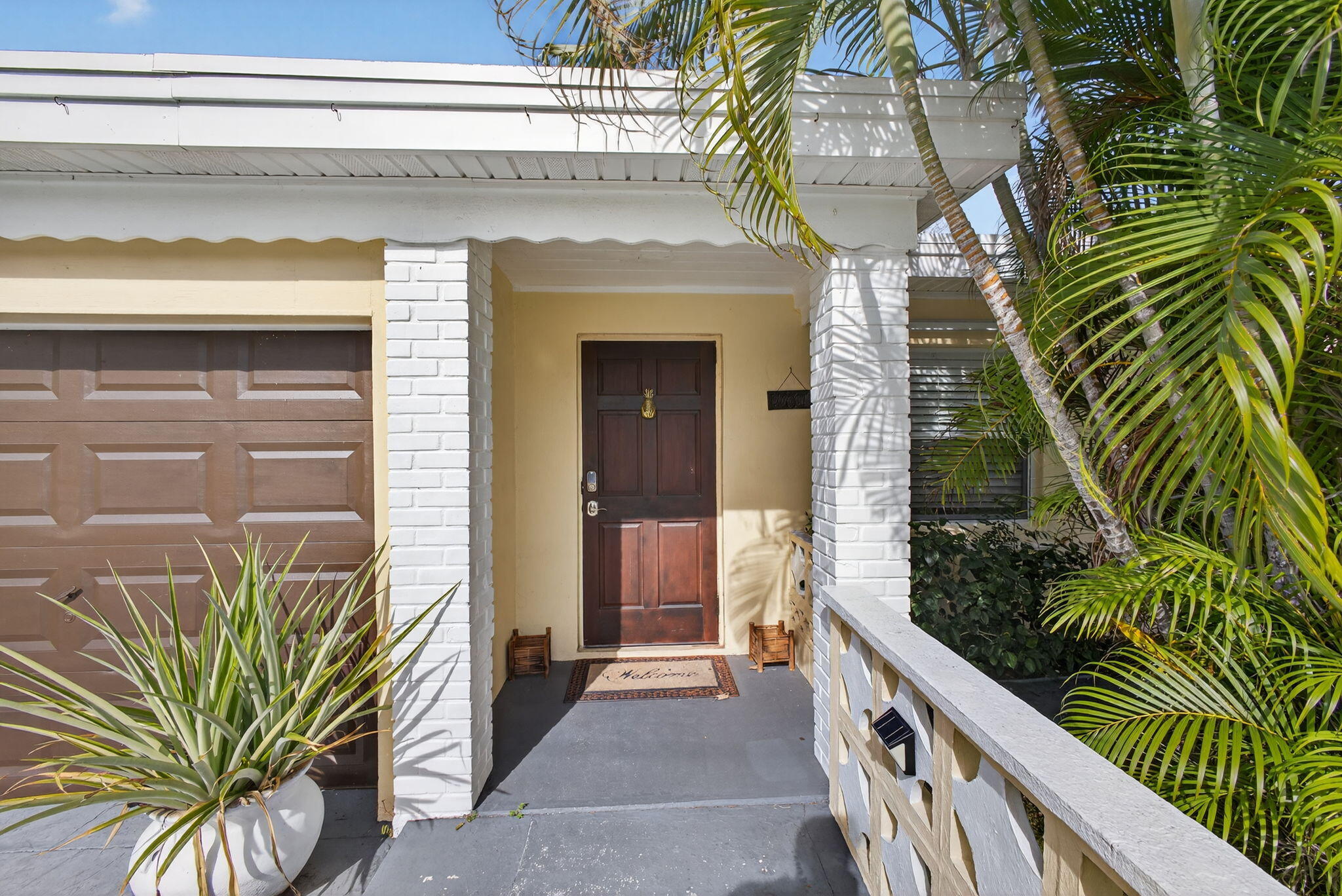 a view of a entryway