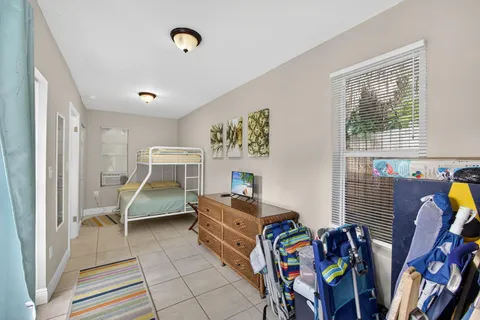 $549,900 | 1901 Redbank Road, North Palm Beach, FL 33408