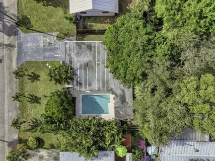 $549,900 | 1901 Redbank Road, North Palm Beach, FL 33408