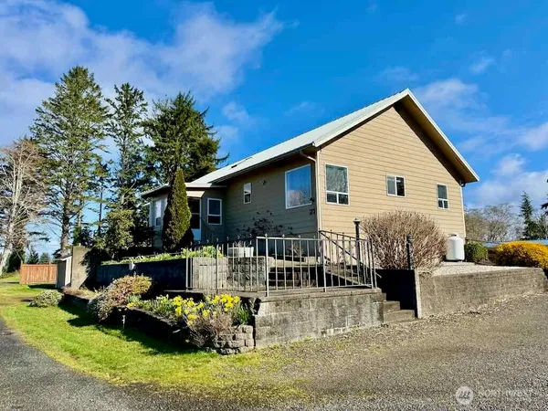 $550,000 | 27 Ocosta 6th Street, Aberdeen, WA 98520
