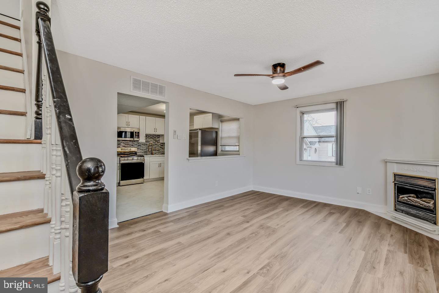 12 Overbrook Avenue Maple Shade, NJ 08052 - Photo 2 of 21 Gallery Image 2