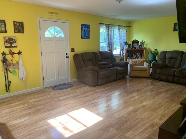 2338 Garretts Chapel Road Chickamauga, GA 30707 - Photo 3 of 30 3 Living Room
