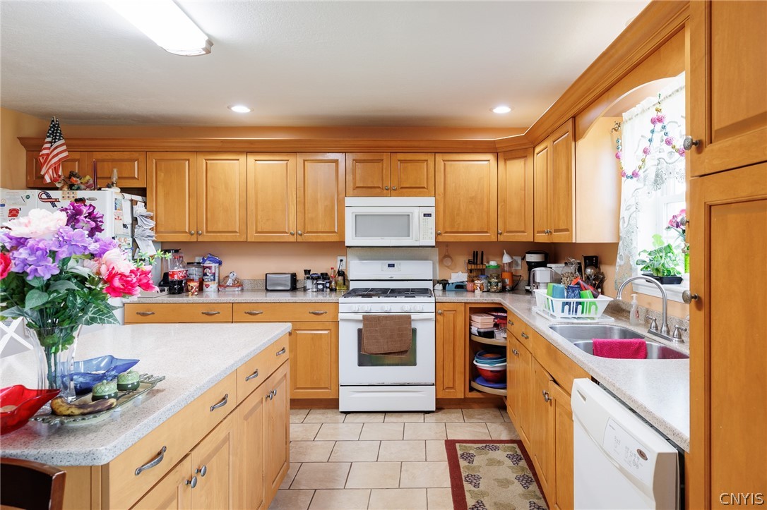 27793 Keyser Road Le Ray, NY 13637 - Photo 8 of 39