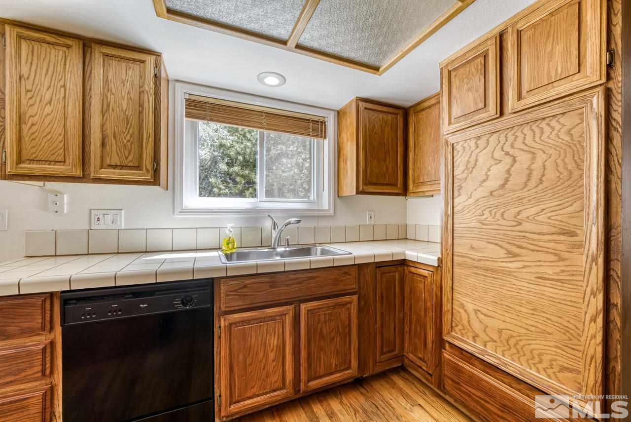 6281 Stone Valley Drive Reno, NV 89523 - Photo 6 of 31 Photo 6