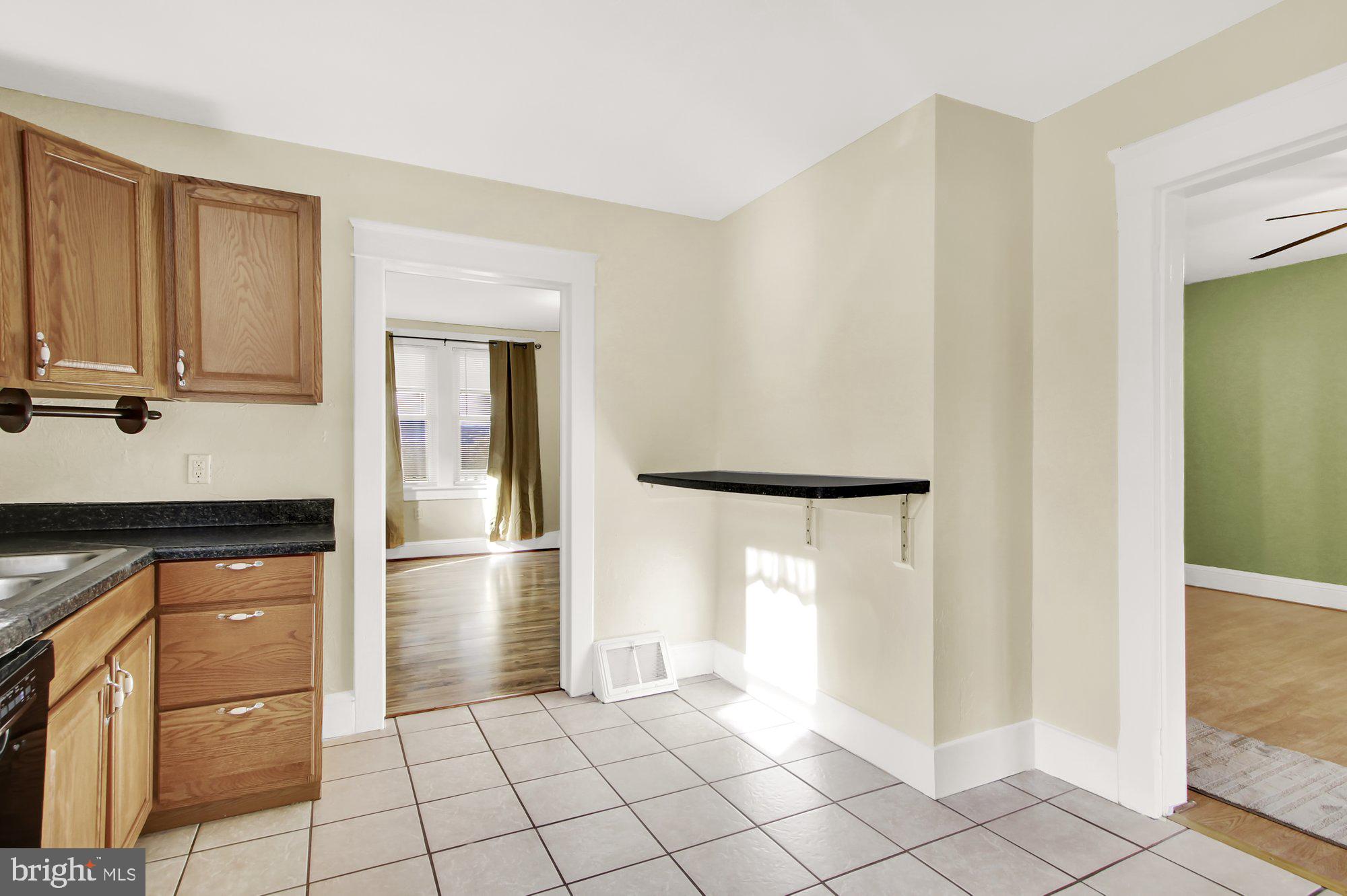 6846 Cannery Court Spring Grove, PA 17362 - Photo 11 of 28 Gallery Image 11