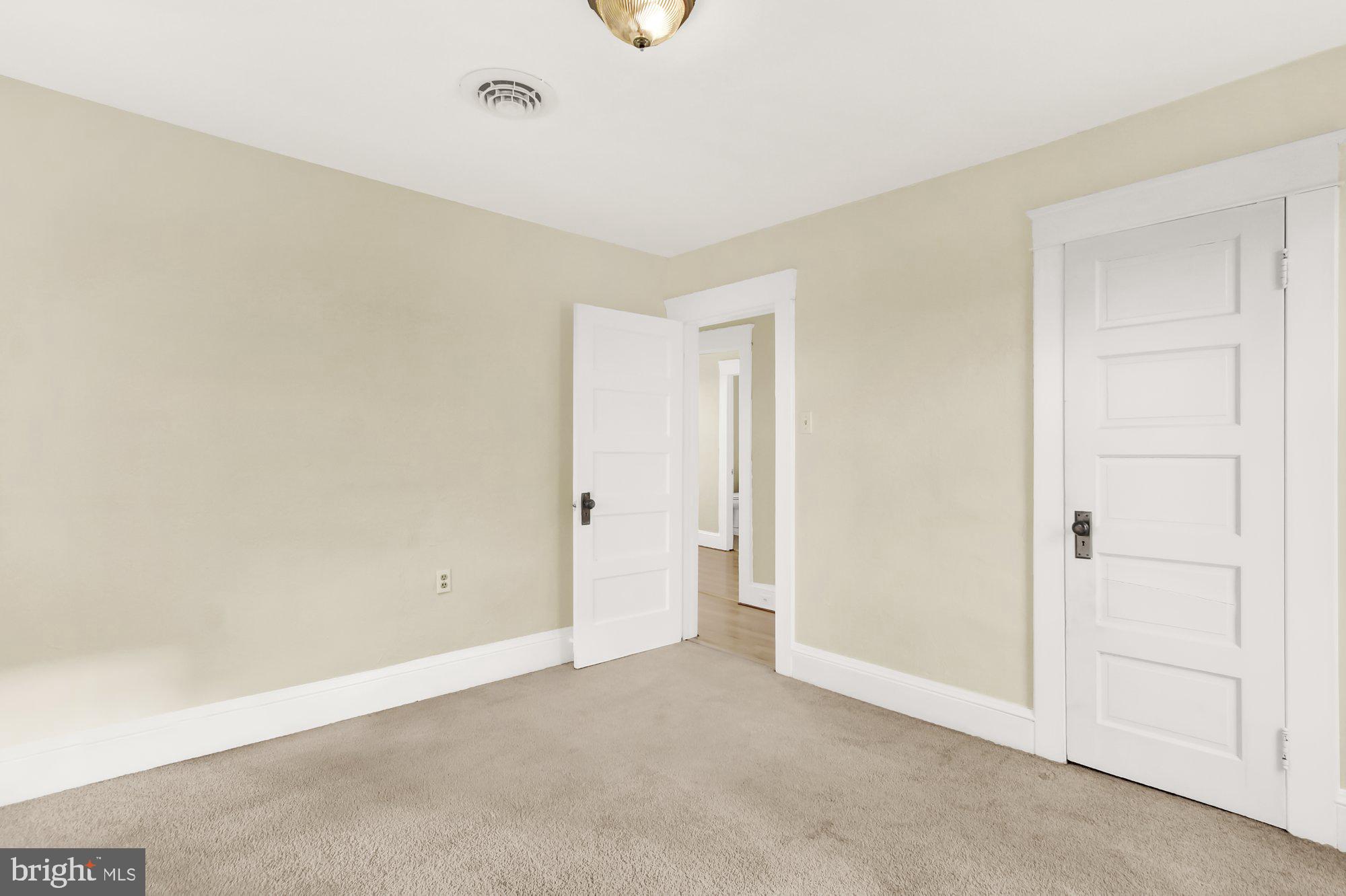 6846 Cannery Court Spring Grove, PA 17362 - Photo 17 of 28 Gallery Image 17
