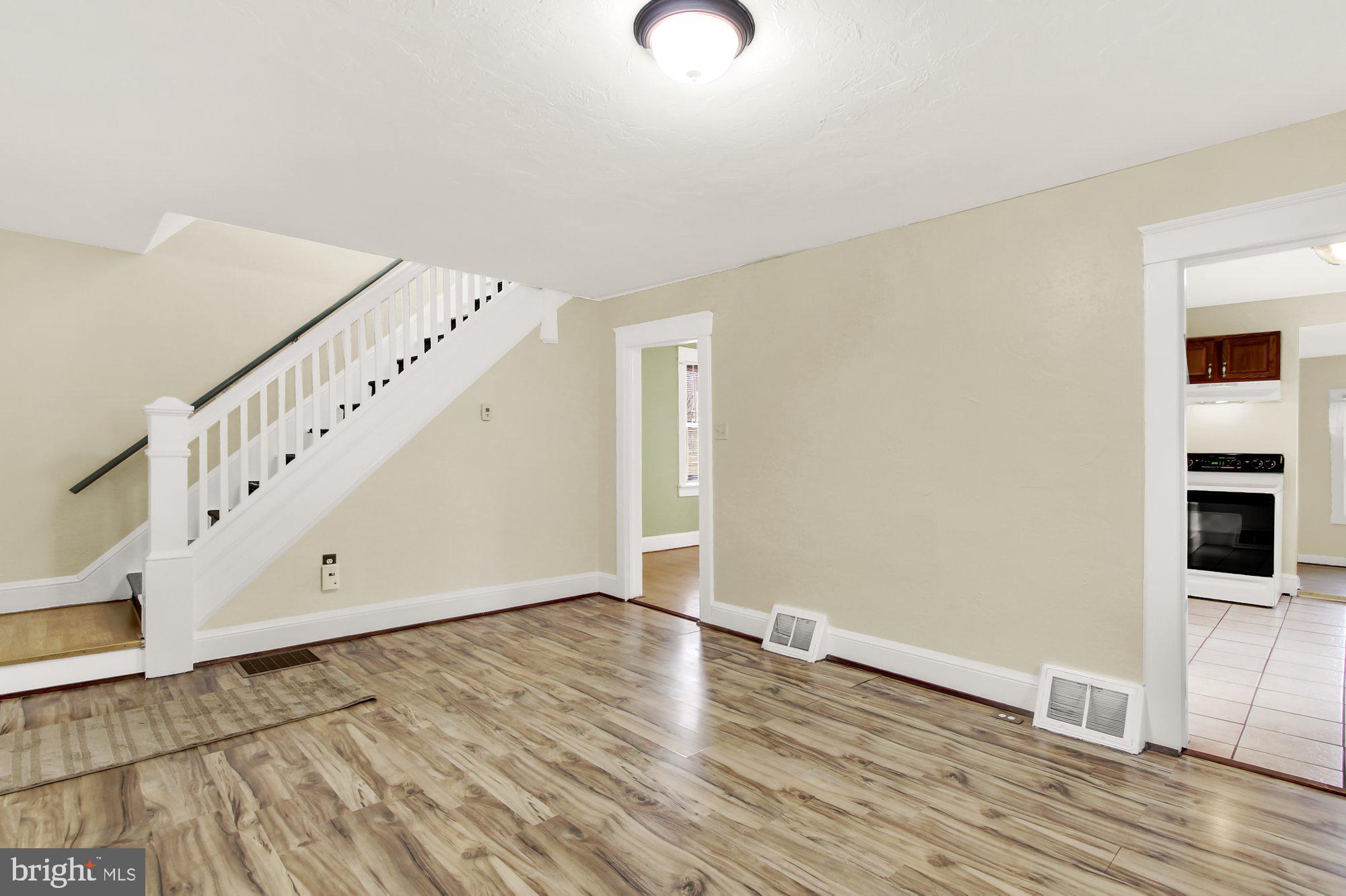 6846 Cannery Court Spring Grove, PA 17362 - Photo 3 of 28 Gallery Image 3