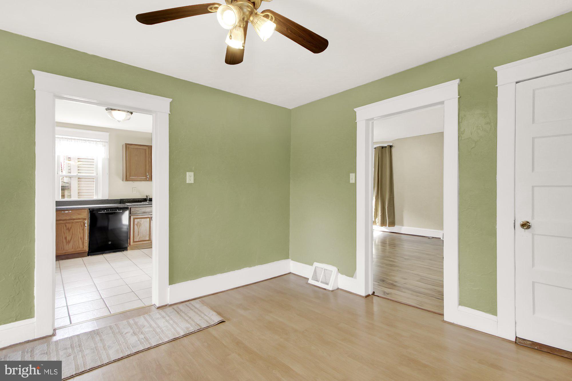 6846 Cannery Court Spring Grove, PA 17362 - Photo 8 of 28 Gallery Image 8