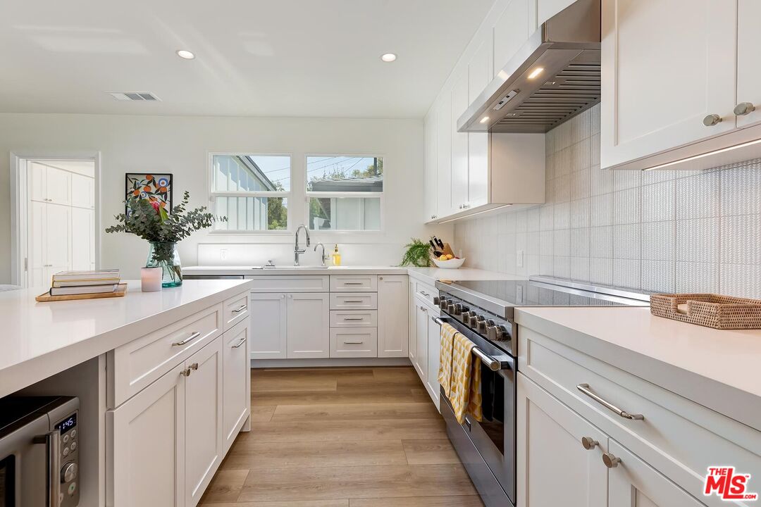 11674 Port Road Culver City, CA 90230 - Photo 17 of 40 Gallery Image 17