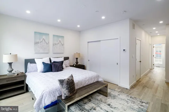 $4,750 | 306 Poplar Street, Philadelphia, PA 19123