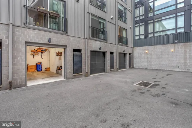 $4,750 | 306 Poplar Street, Philadelphia, PA 19123