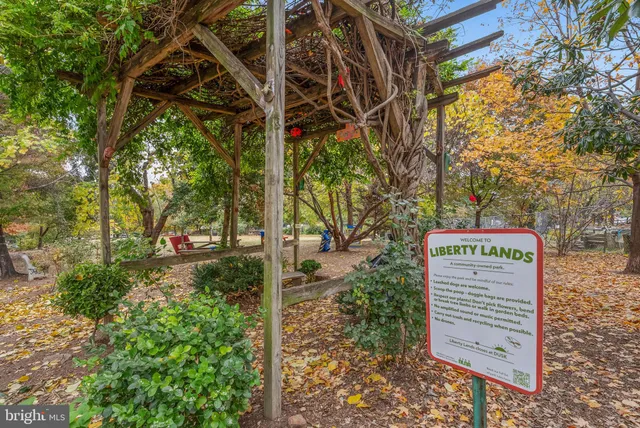 $4,750 | 306 Poplar Street, Philadelphia, PA 19123