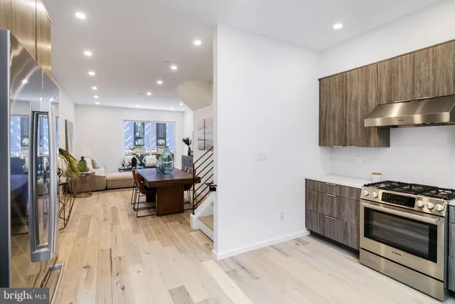 $4,750 | 306 Poplar Street, Philadelphia, PA 19123