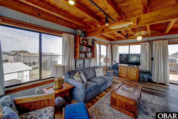 $539,000 | 40377 North Beachcomber Drive, Avon, NC 27915