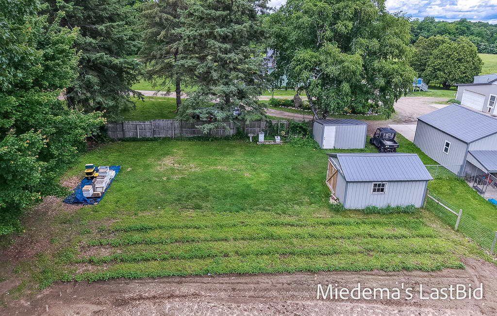 12915 Cassidy Road Bellevue, MI 49021 - Photo 41 of 128 12915CassidyRd-44LoRes