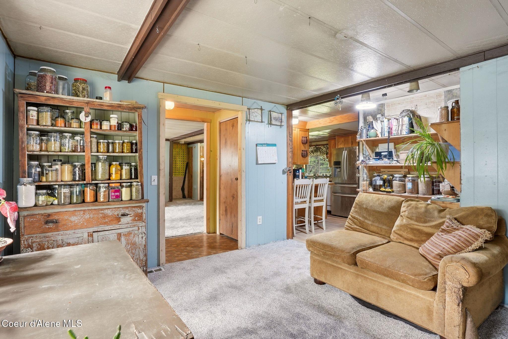 890 Pokey Creek Road Fernwood, ID 83830 - Photo 19 of 45 Family Room