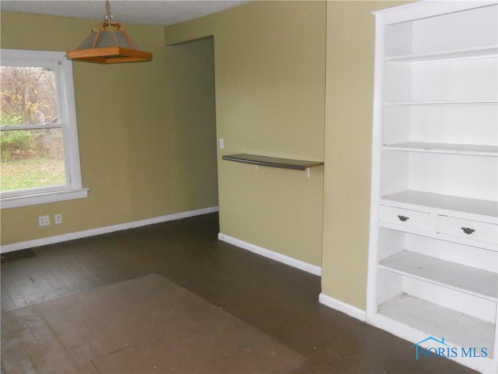 2205 Pickle Road Oregon, OH 43616 - Photo 5 of 9 Gallery Image 5