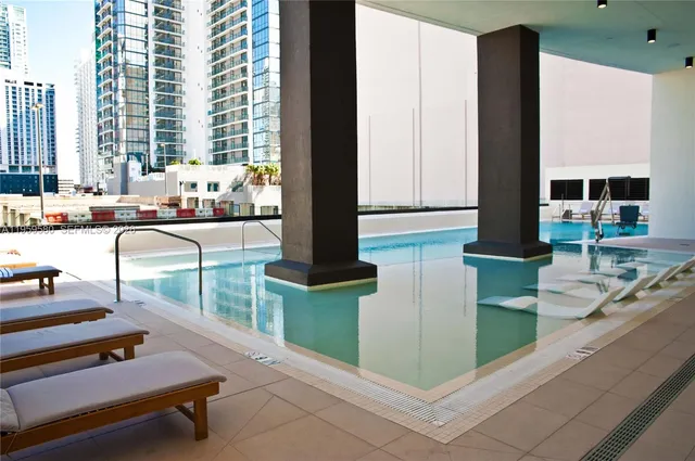 $469,000 | 225 North Miami Avenue, Unit 2306, Miami, FL 33128