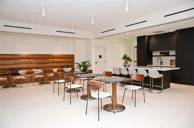 $469,000 | 225 North Miami Avenue, Unit 2306, Miami, FL 33128