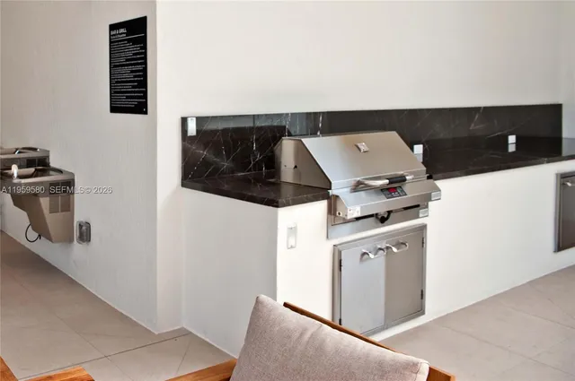 $469,000 | 225 North Miami Avenue, Unit 2306, Miami, FL 33128