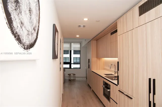 $469,000 | 225 North Miami Avenue, Unit 2306, Miami, FL 33128