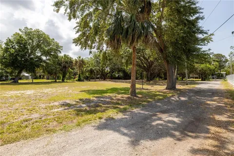 $275,000 | 1810 Cemetery Road, Holiday, FL 34691