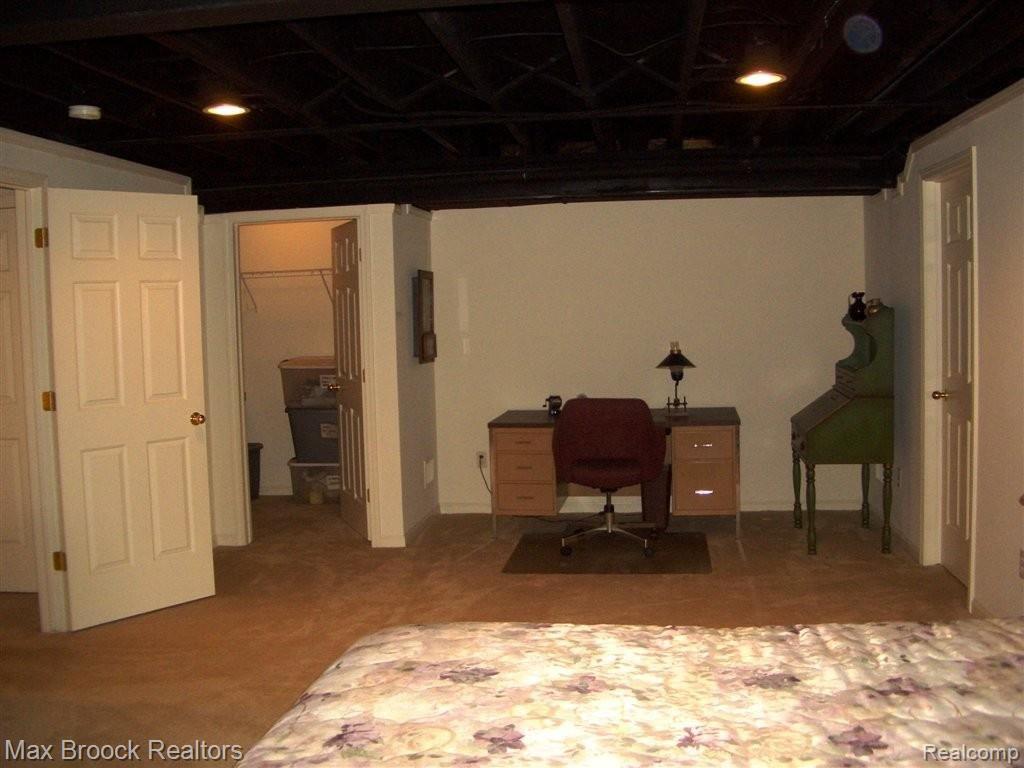 2038 Lagoon Drive Rochester, MI 48309 - Photo 12 of 14 2nd view of LL Bedrm